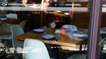 Cape Town restaurants feel the pinch as no-shows persist in peak season Cape Town restaurants feel the pinch as no-shows persist in peak season
