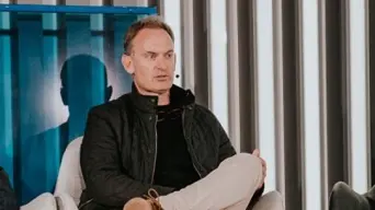 How Purple Group CEO Charles Savage disrupted an entire industry by offering easy, online investing How Purple Group CEO Charles Savage disrupted an entire industry by offering easy, online investing