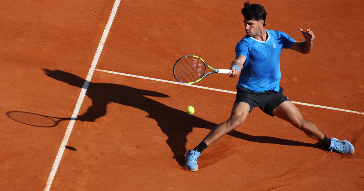 Sinner and Alcaraz wobble but advance to Monte Carlo quarter-finals
