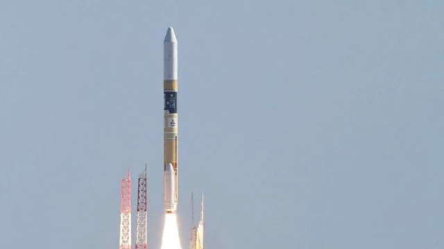 Japan achieves soft lunar landing, faces power challenge with Moon Sniper spacecraft 2 Japan's "Moon Sniper" spacecraft will attempt a historic touchdown on the lunar surface this weekend using pinpoint robotics that the country hopes can succeed where many have failed. Picture: Photo by JIJI PRESS / AFP / JAPAN OUT